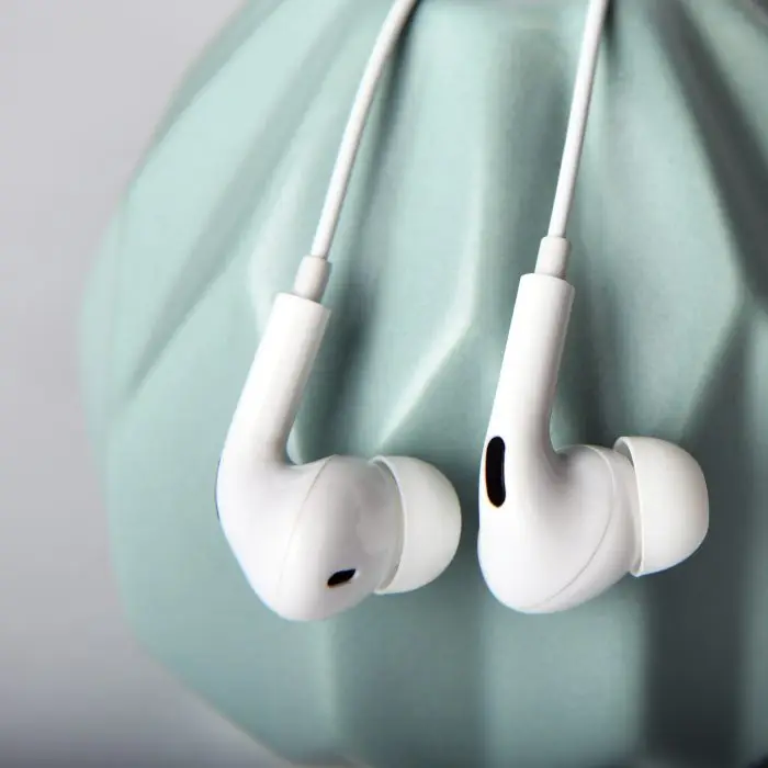 Smart Series Stereo In-ear Wired Earphone - Image 3