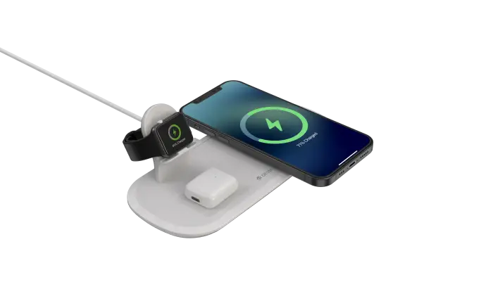 Smart Series 3 In1 Magnetic Charger For Iphone&Watch & Earphone V5 (15W) - Image 2